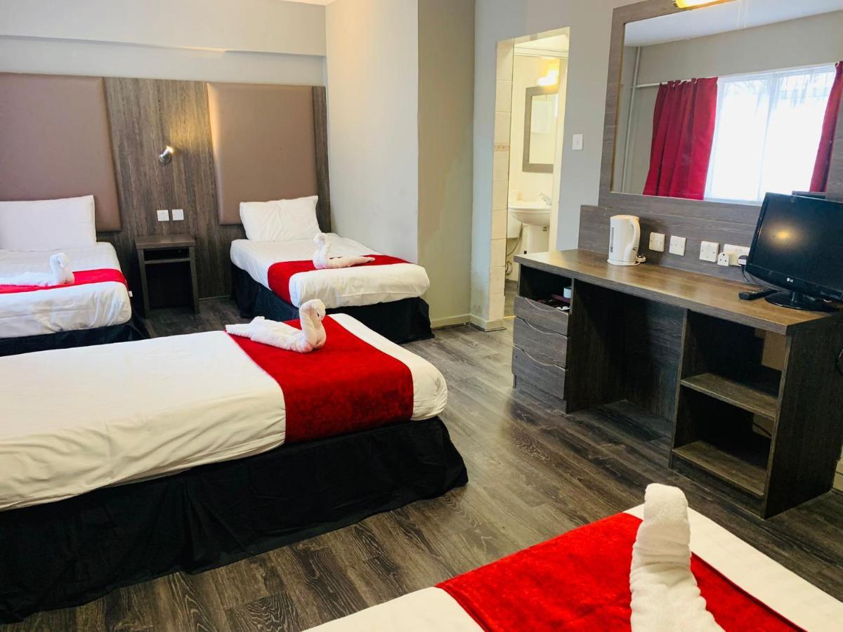 Hotel Lily London Ngoại thất bức ảnh