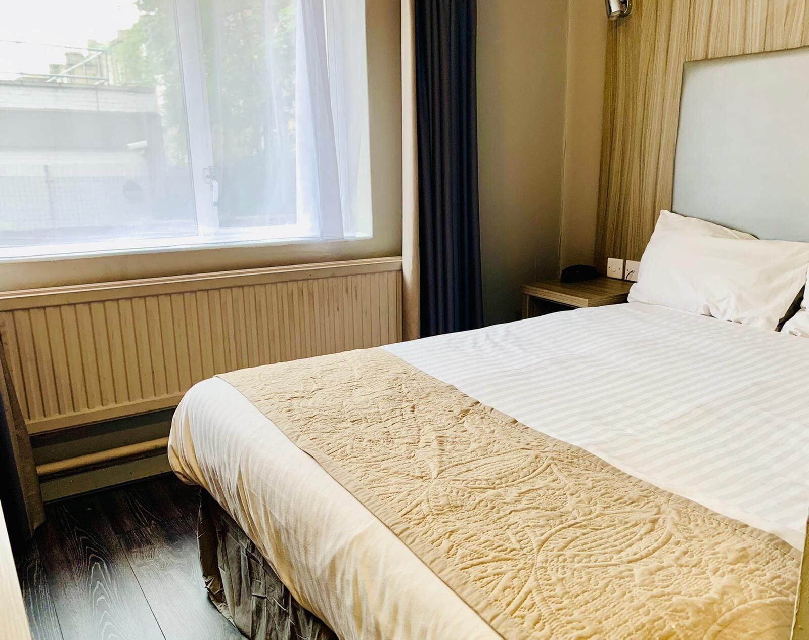 Hotel Lily London Ngoại thất bức ảnh