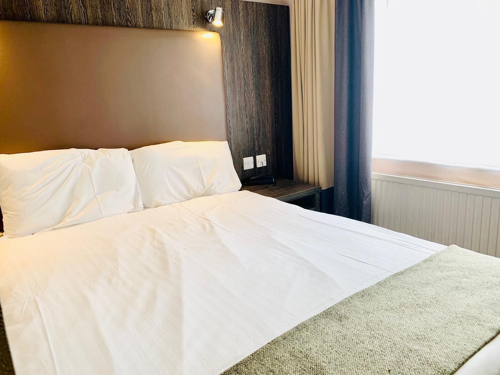 Hotel Lily London Ngoại thất bức ảnh